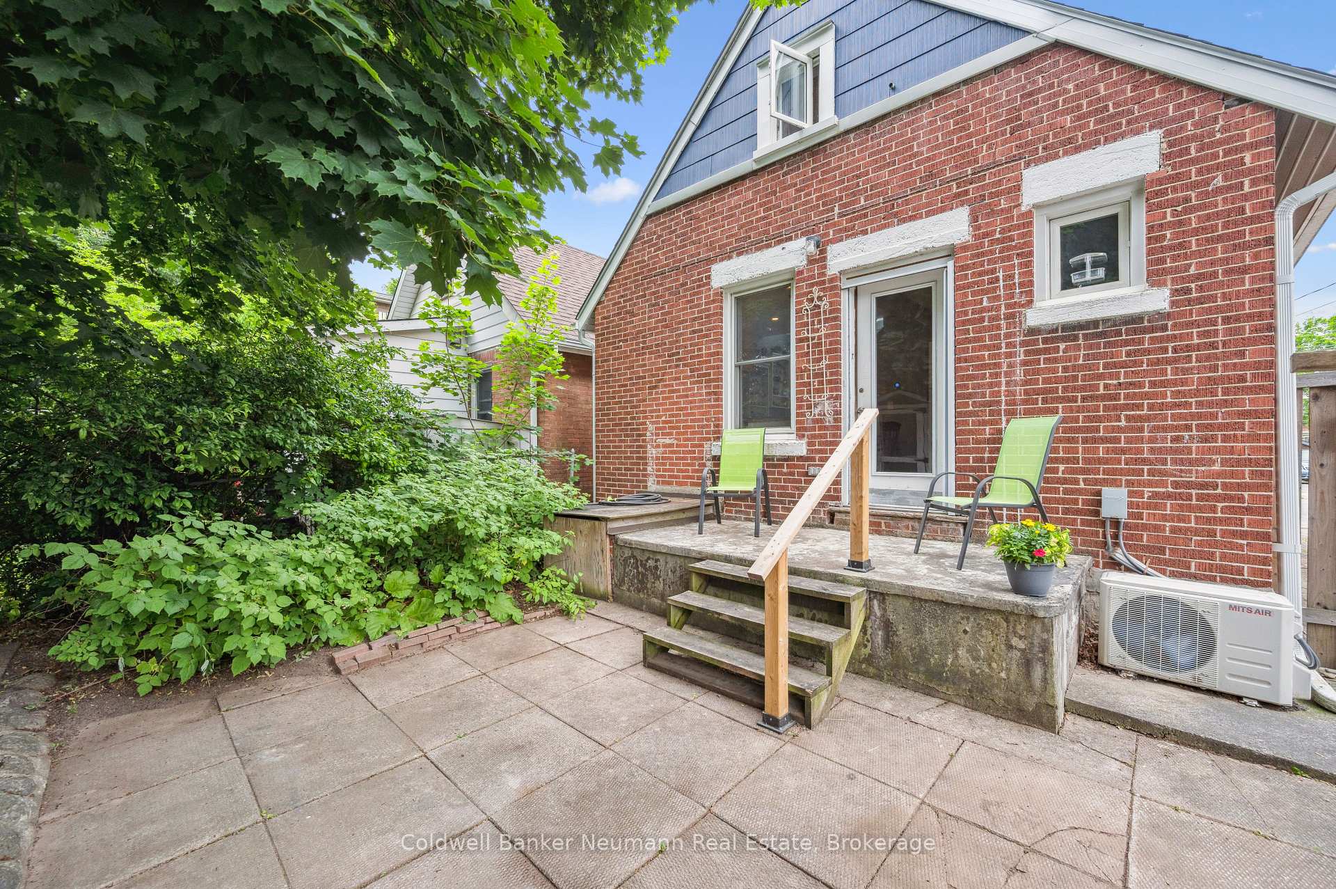 Photo 30 of 136 Kingsmill Avenue, Guelph, St. Patrick's Ward — HOMEH