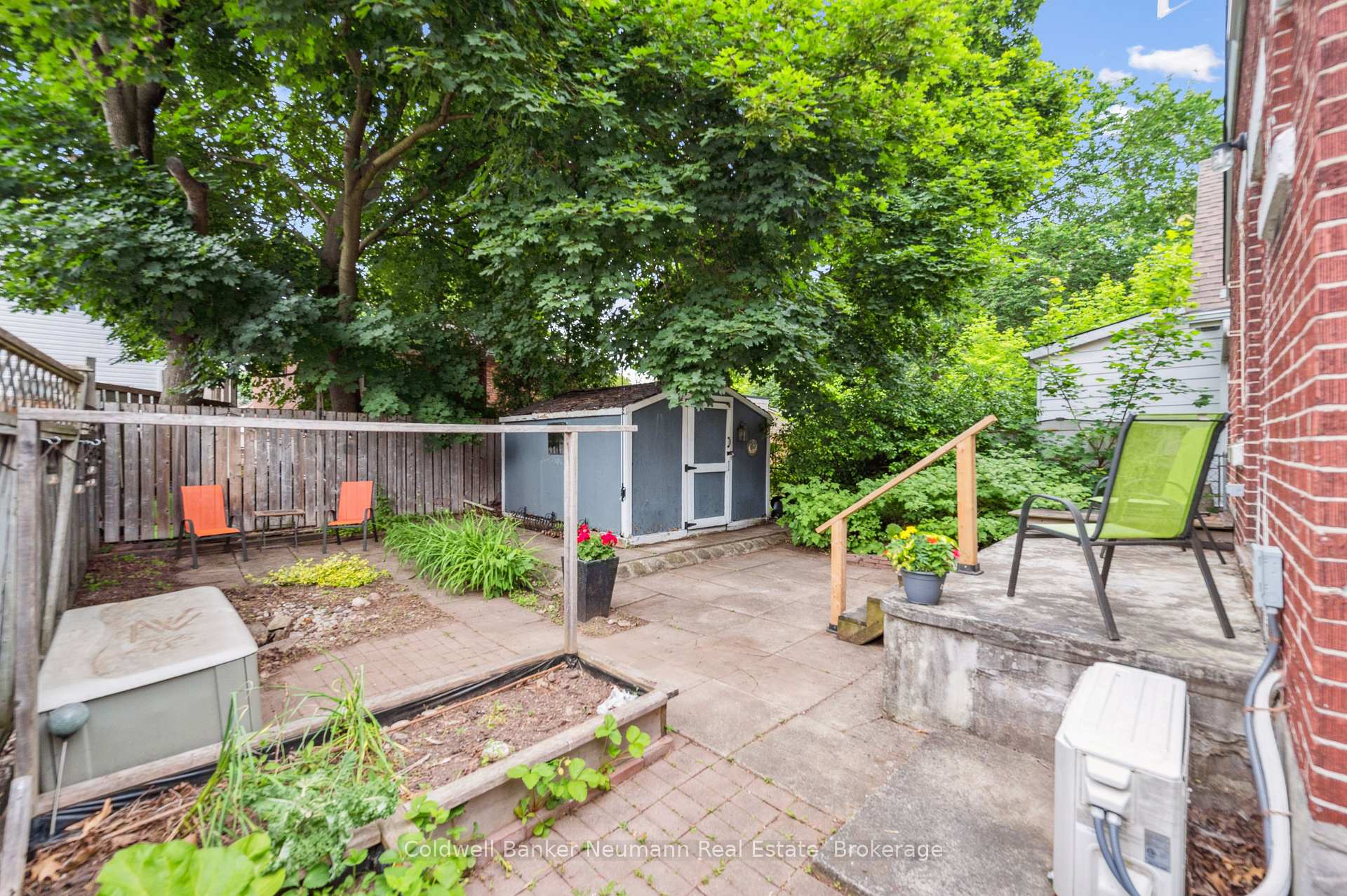 Photo 31 of 136 Kingsmill Avenue, Guelph, St. Patrick's Ward — HOMEH