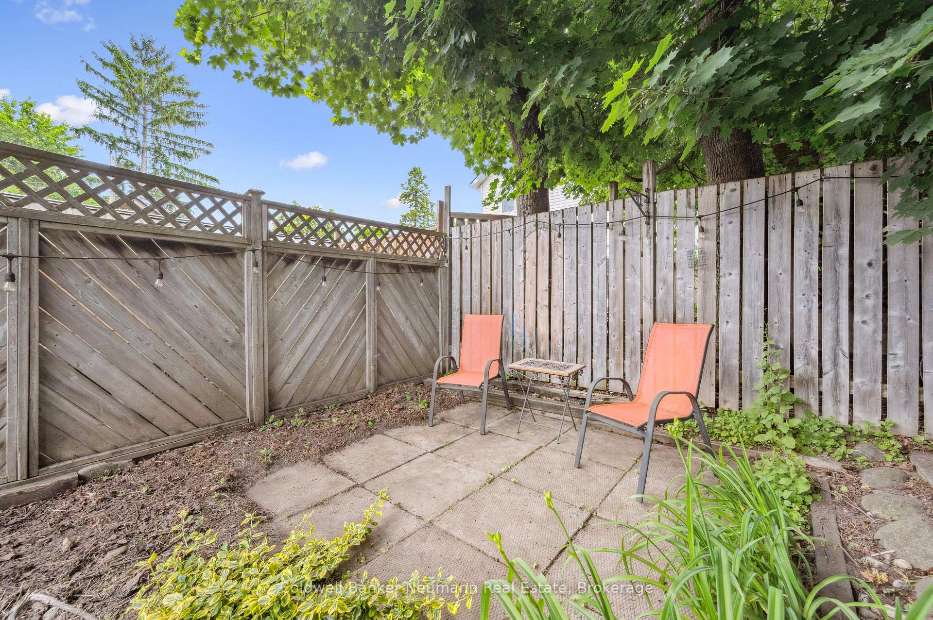 Photo 32 of 136 Kingsmill Avenue, Guelph, St. Patrick's Ward — HOMEH