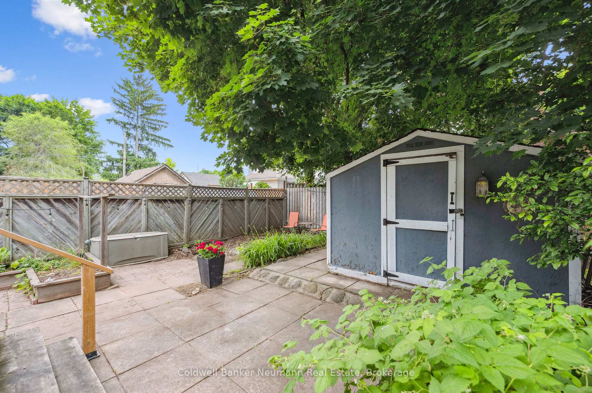 Photo 34 of 136 Kingsmill Avenue, Guelph, St. Patrick's Ward — HOMEH