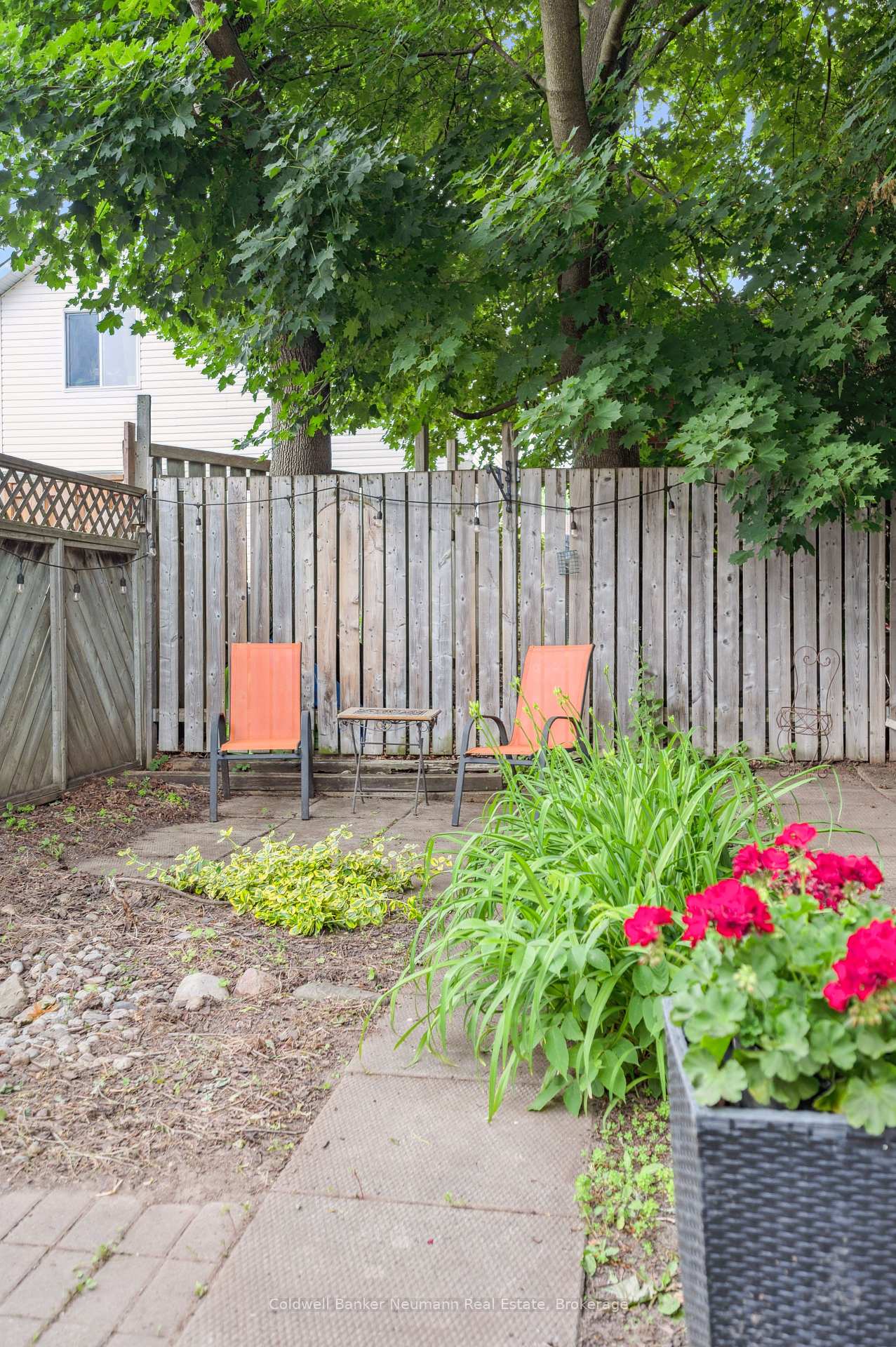 Photo 37 of 136 Kingsmill Avenue, Guelph, St. Patrick's Ward — HOMEH