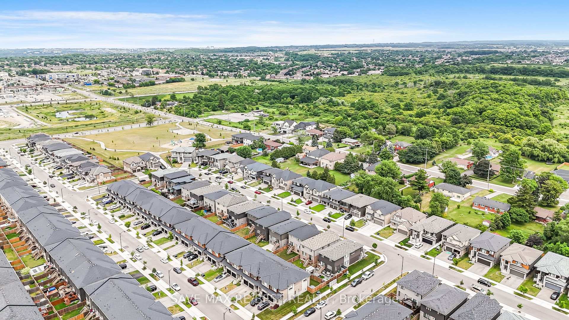 Photo 5 of 6 Greenwich Avenue, Hamilton, Stoney Creek Mountain — HOMEH