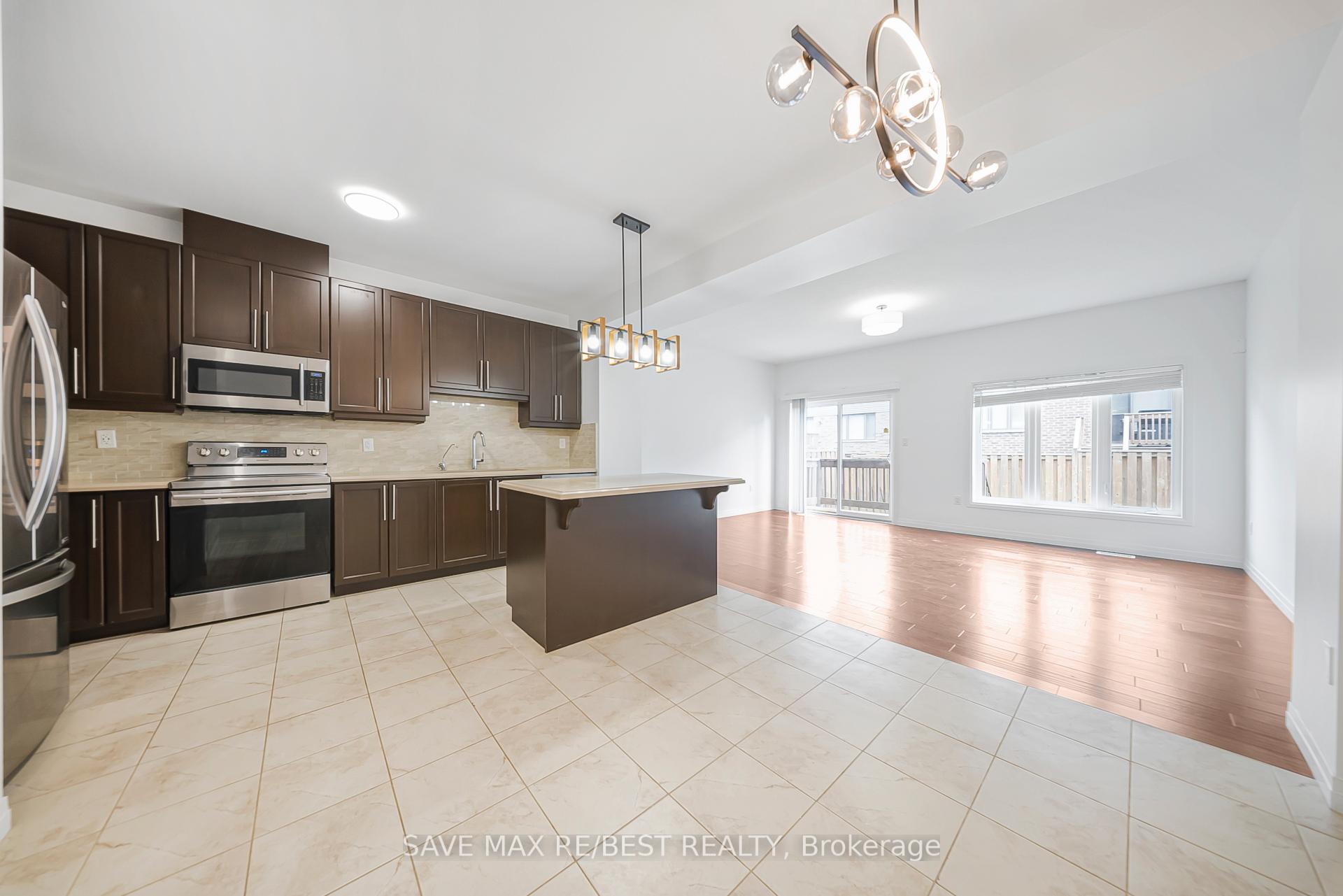 Photo 14 of 6 Greenwich Avenue, Hamilton, Stoney Creek Mountain — HOMEH