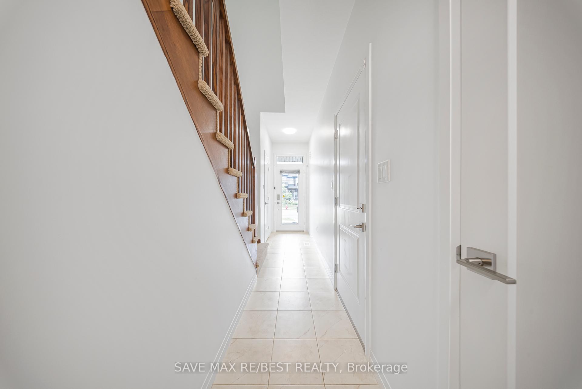 Photo 15 of 6 Greenwich Avenue, Hamilton, Stoney Creek Mountain — HOMEH