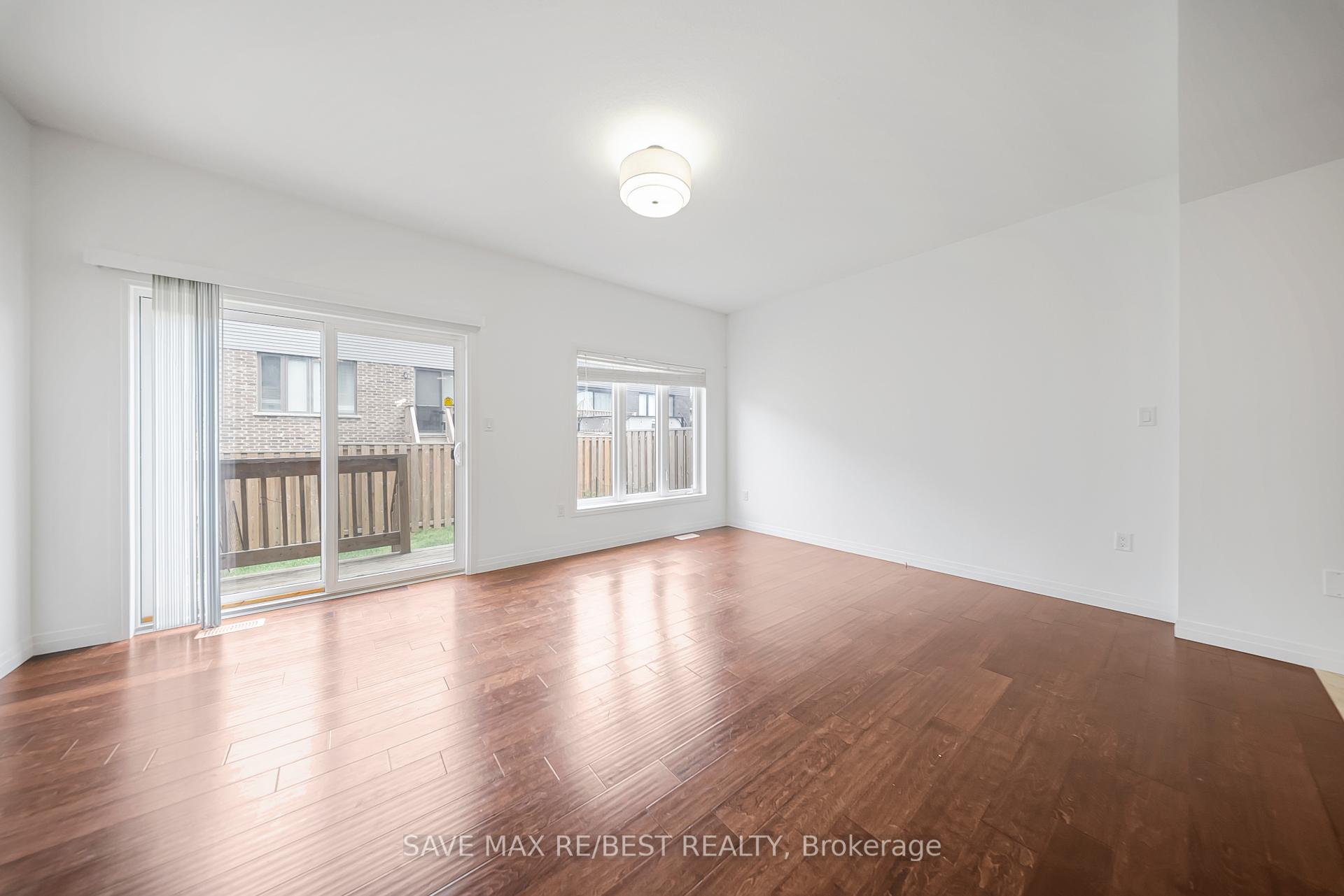 Photo 16 of 6 Greenwich Avenue, Hamilton, Stoney Creek Mountain — HOMEH
