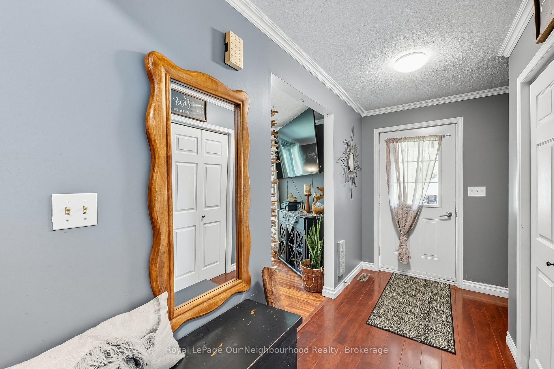 Photo 9 of 17 Elgin Street W, Brighton — HOMEH