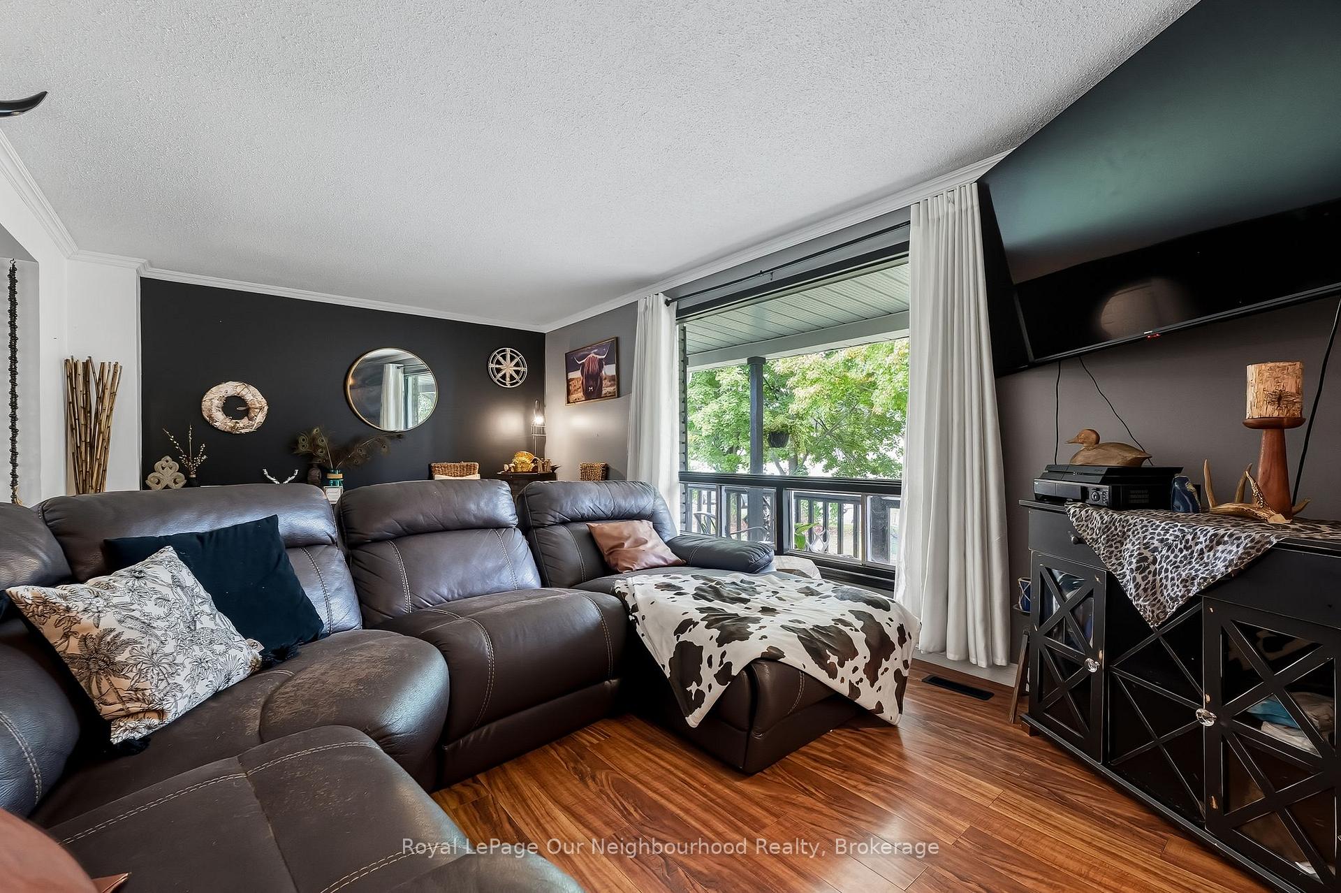Photo 17 of 17 Elgin Street W, Brighton — HOMEH