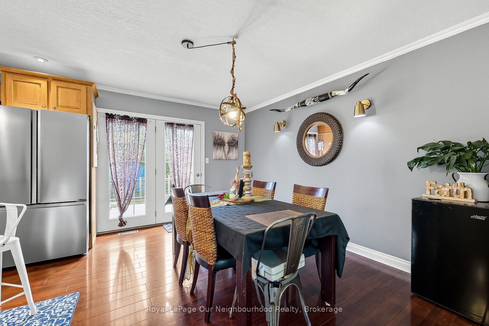 Photo 14 of 17 Elgin Street W, Brighton — HOMEH
