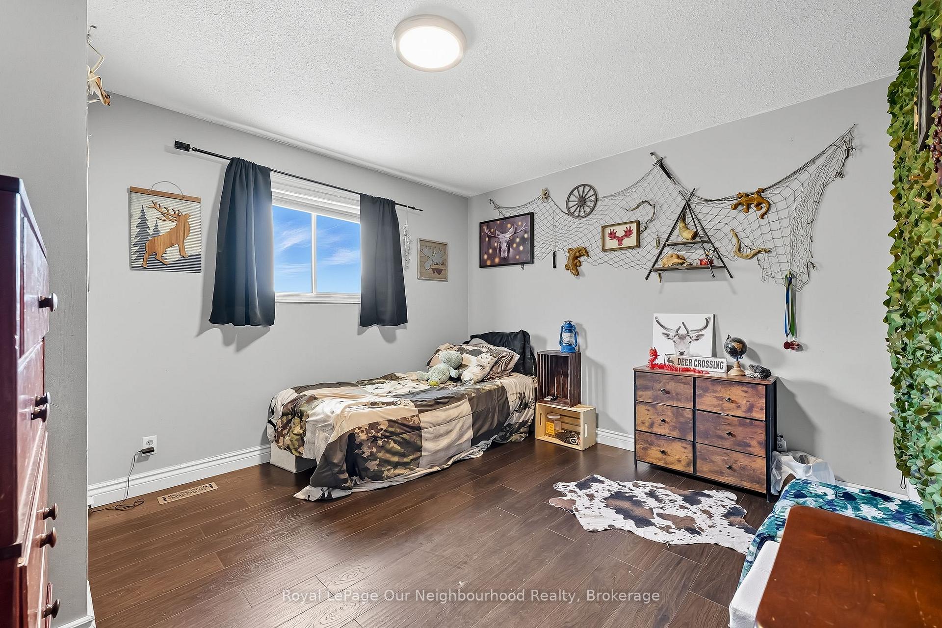 Photo 40 of 17 Elgin Street W, Brighton — HOMEH