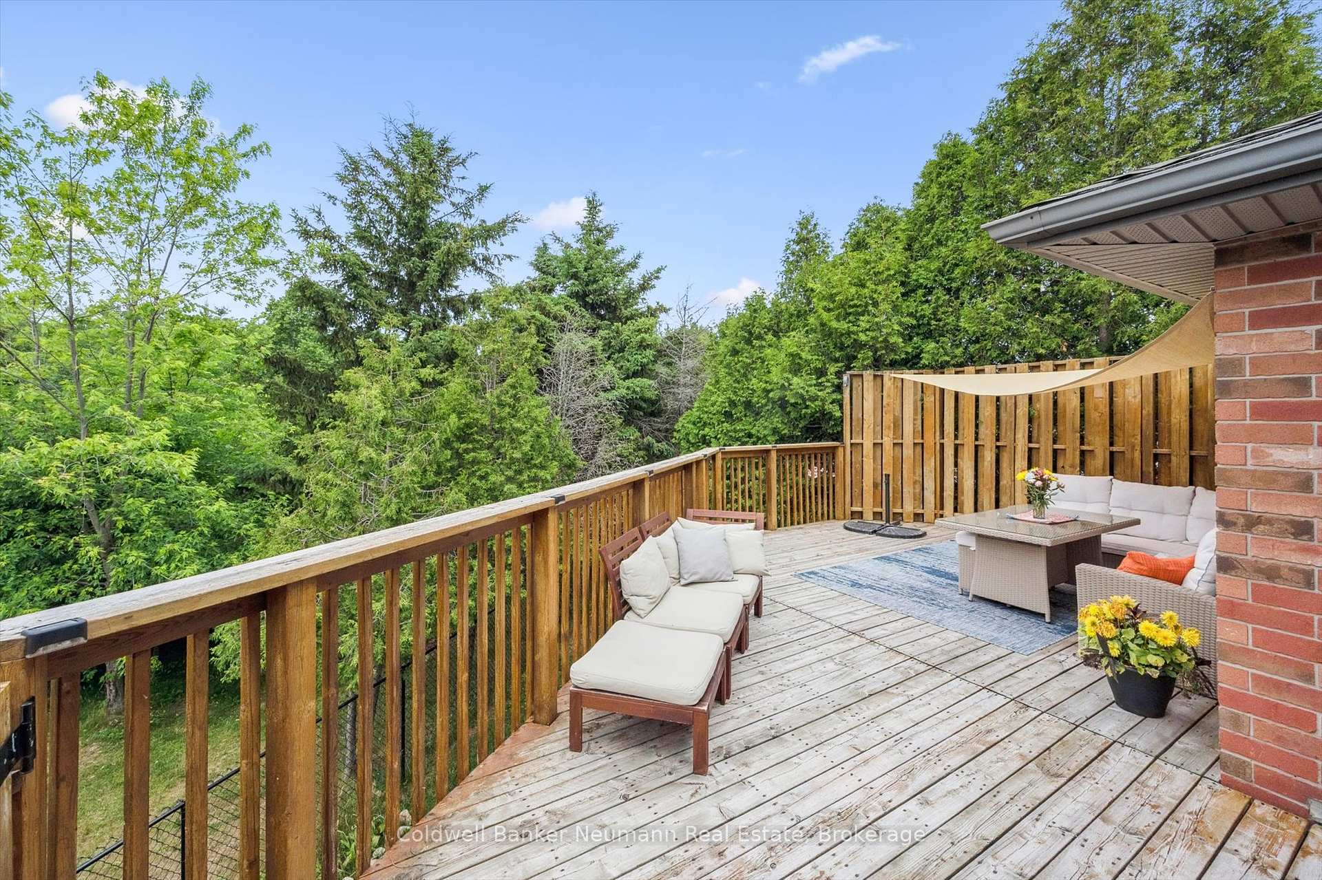 Photo 32 of 25 Hayward Crescent, Guelph, Clairfields/Hanlon Business Park — HOMEH