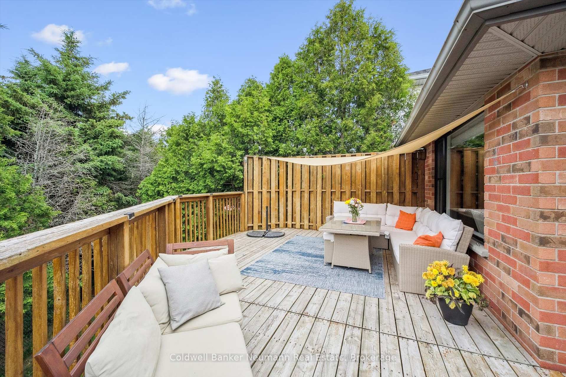 Photo 33 of 25 Hayward Crescent, Guelph, Clairfields/Hanlon Business Park — HOMEH