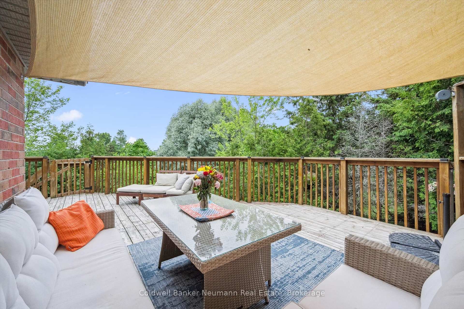 Photo 34 of 25 Hayward Crescent, Guelph, Clairfields/Hanlon Business Park — HOMEH