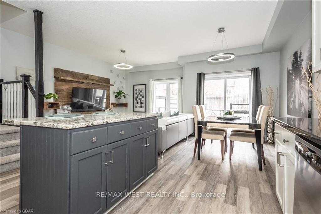Photo 15 of 16 Clough Crescent, Guelph, Pineridge/Westminster Woods — HOMEH