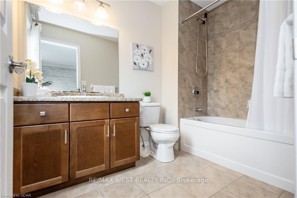 Photo 31 of 16 Clough Crescent, Guelph, Pineridge/Westminster Woods — HOMEH