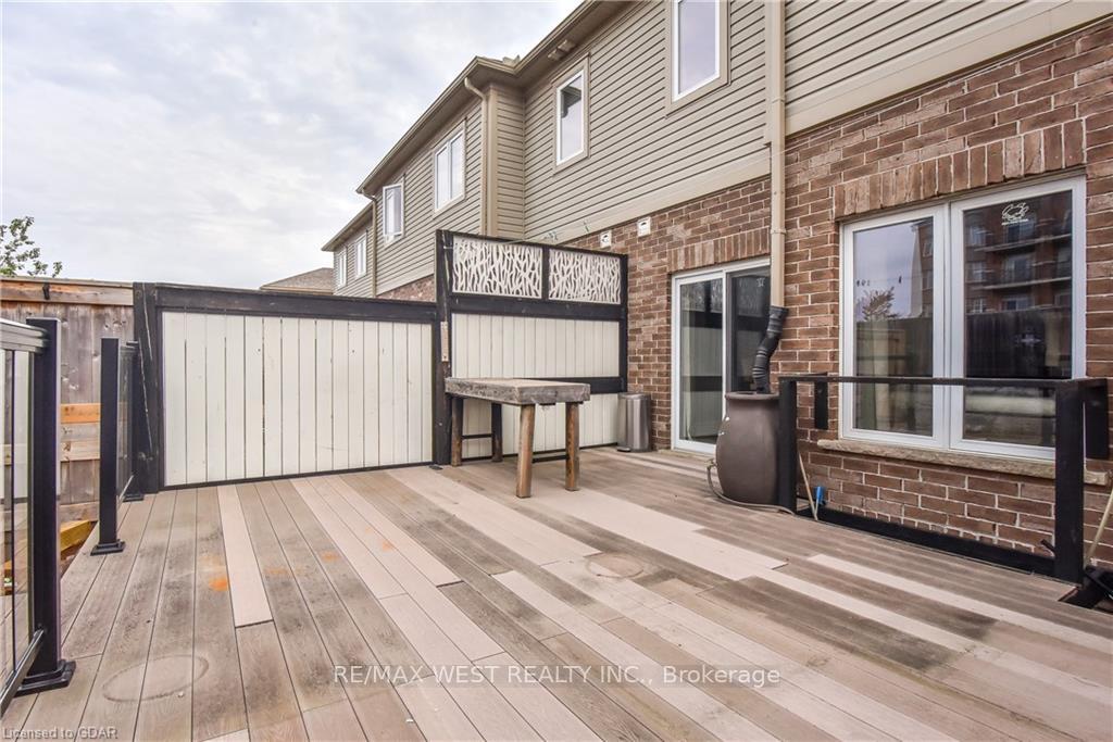 Photo 37 of 16 Clough Crescent, Guelph, Pineridge/Westminster Woods — HOMEH
