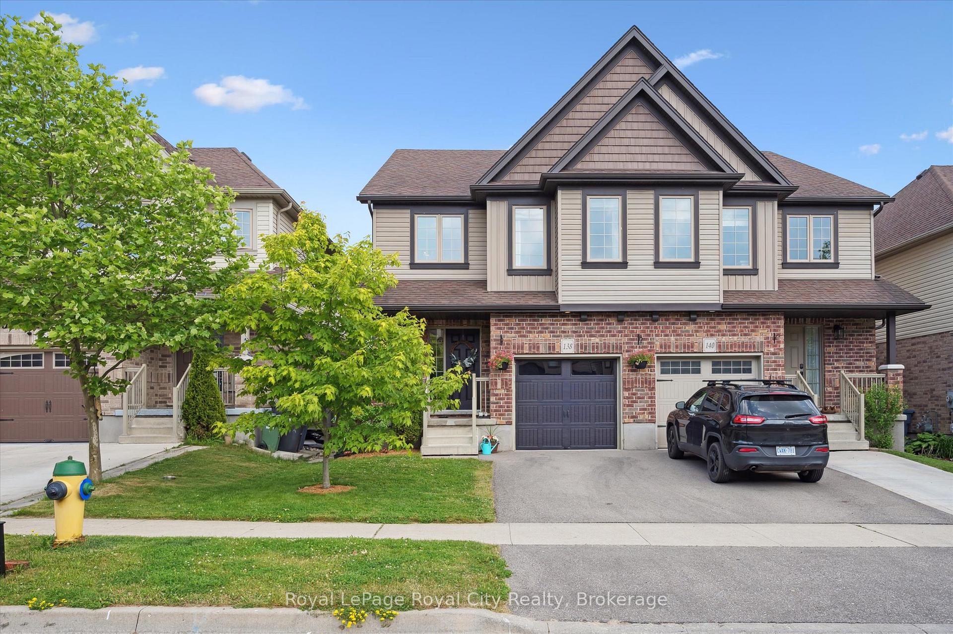 Photo 4 of 138 Couling Crescent, Guelph, Grange Road — HOMEH