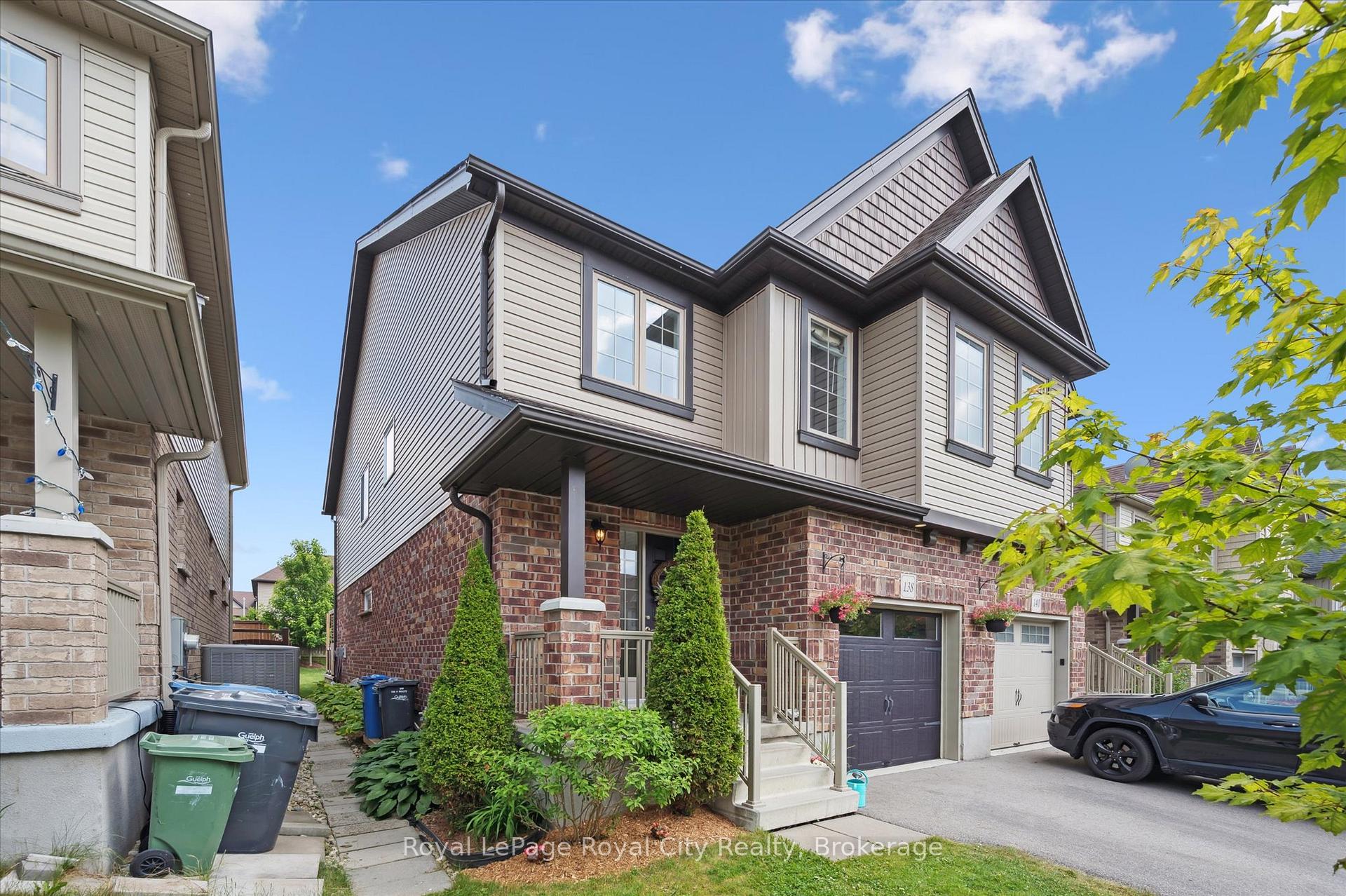 Photo 5 of 138 Couling Crescent, Guelph, Grange Road — HOMEH