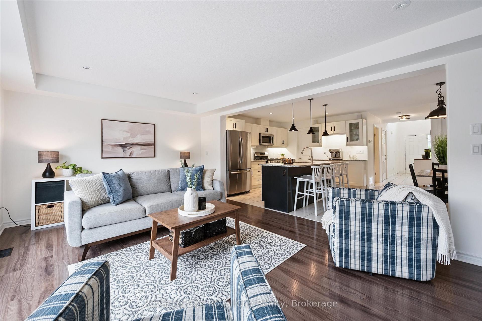 Photo 11 of 138 Couling Crescent, Guelph, Grange Road — HOMEH