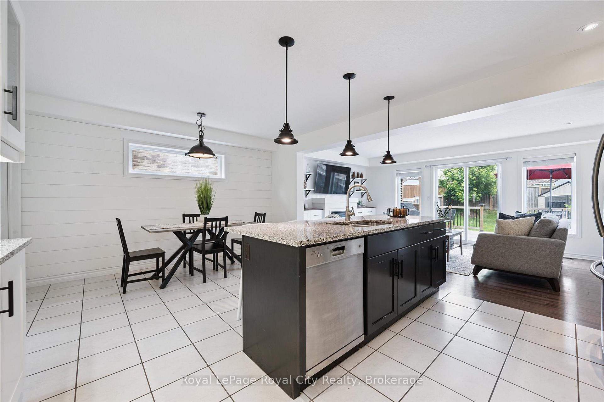 Photo 14 of 138 Couling Crescent, Guelph, Grange Road — HOMEH