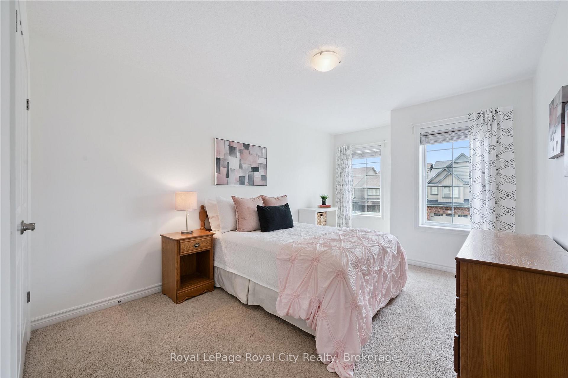 Photo 24 of 138 Couling Crescent, Guelph, Grange Road — HOMEH