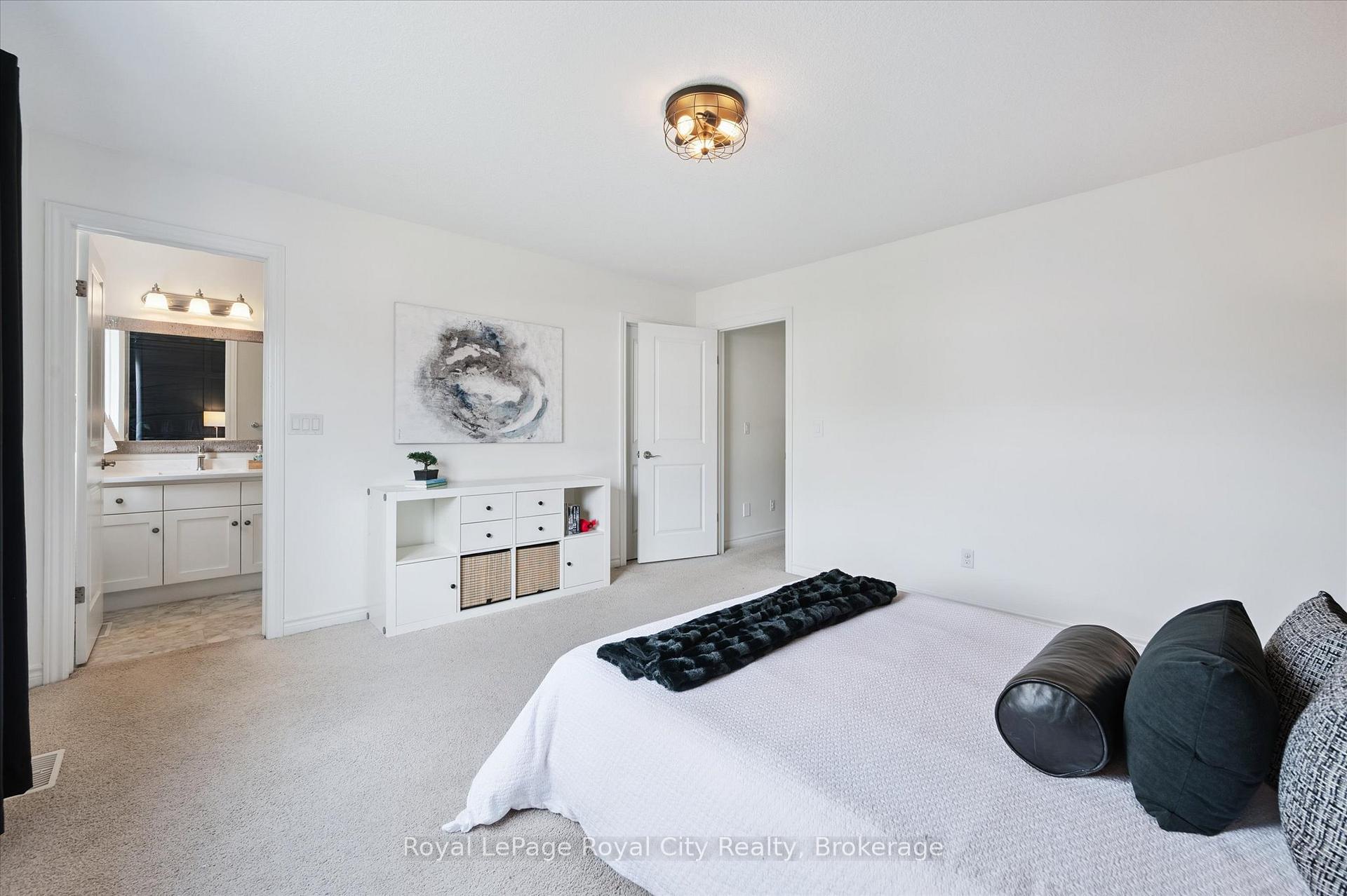Photo 28 of 138 Couling Crescent, Guelph, Grange Road — HOMEH