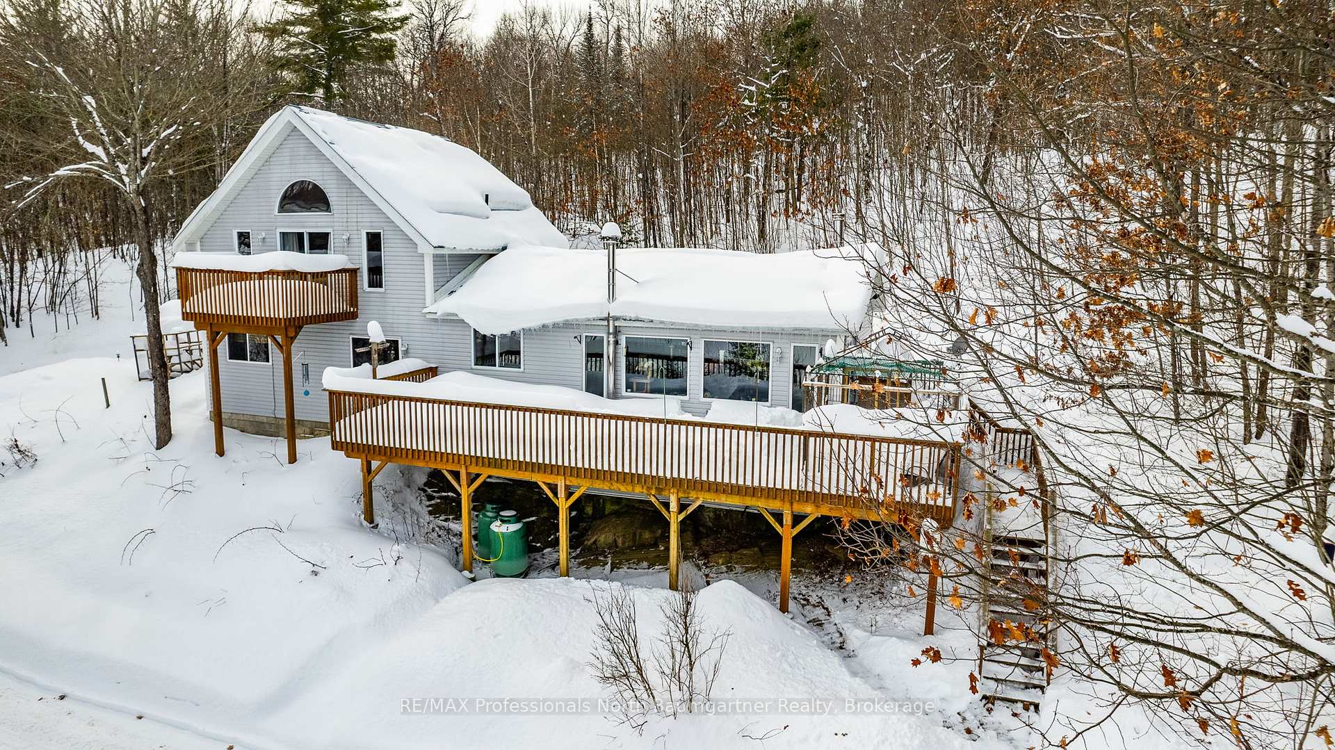 Photo 1 of 19205 Hwy 35, Algonquin Highlands, Stanhope — HOMEH