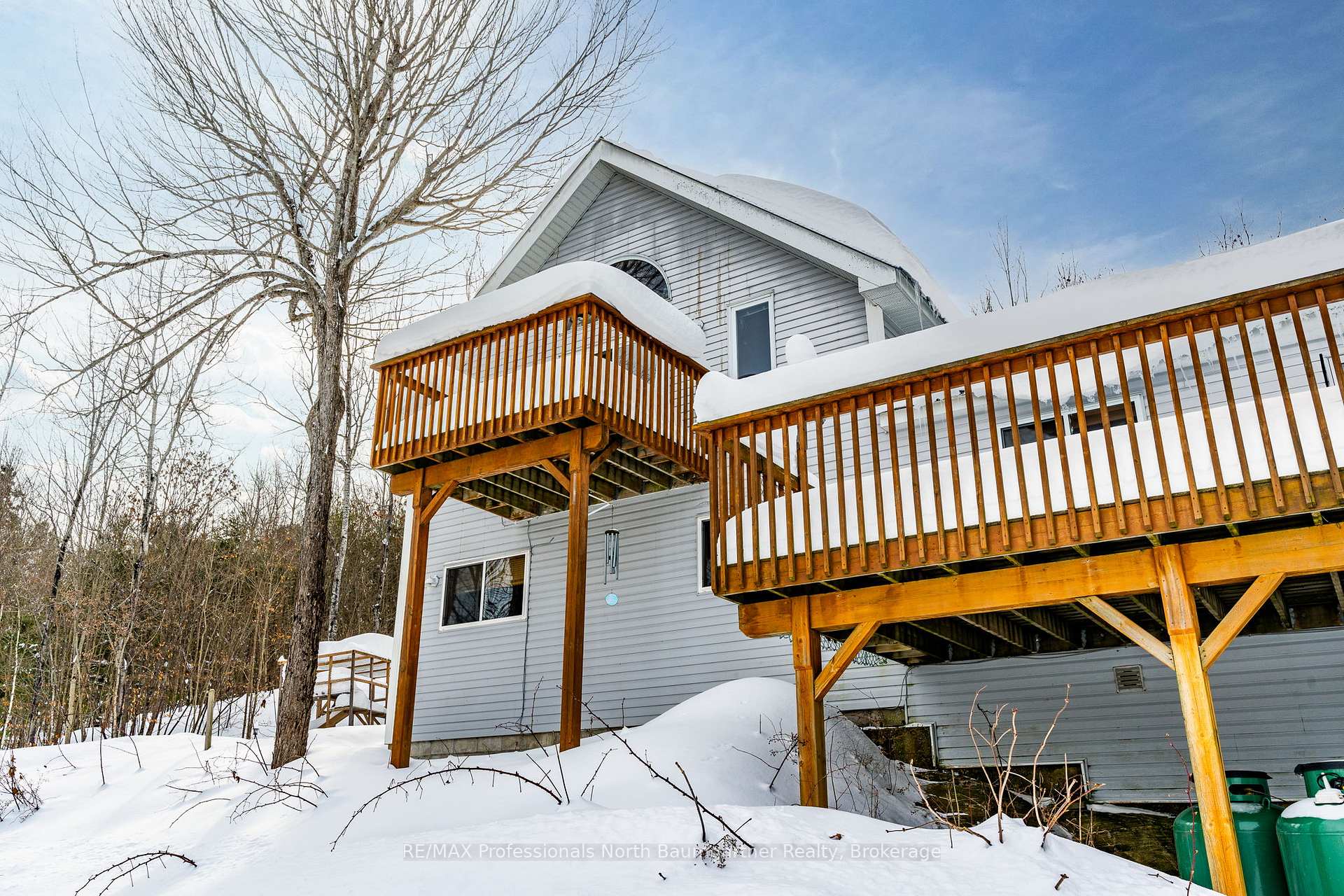 Photo 3 of 19205 Hwy 35, Algonquin Highlands, Stanhope — HOMEH