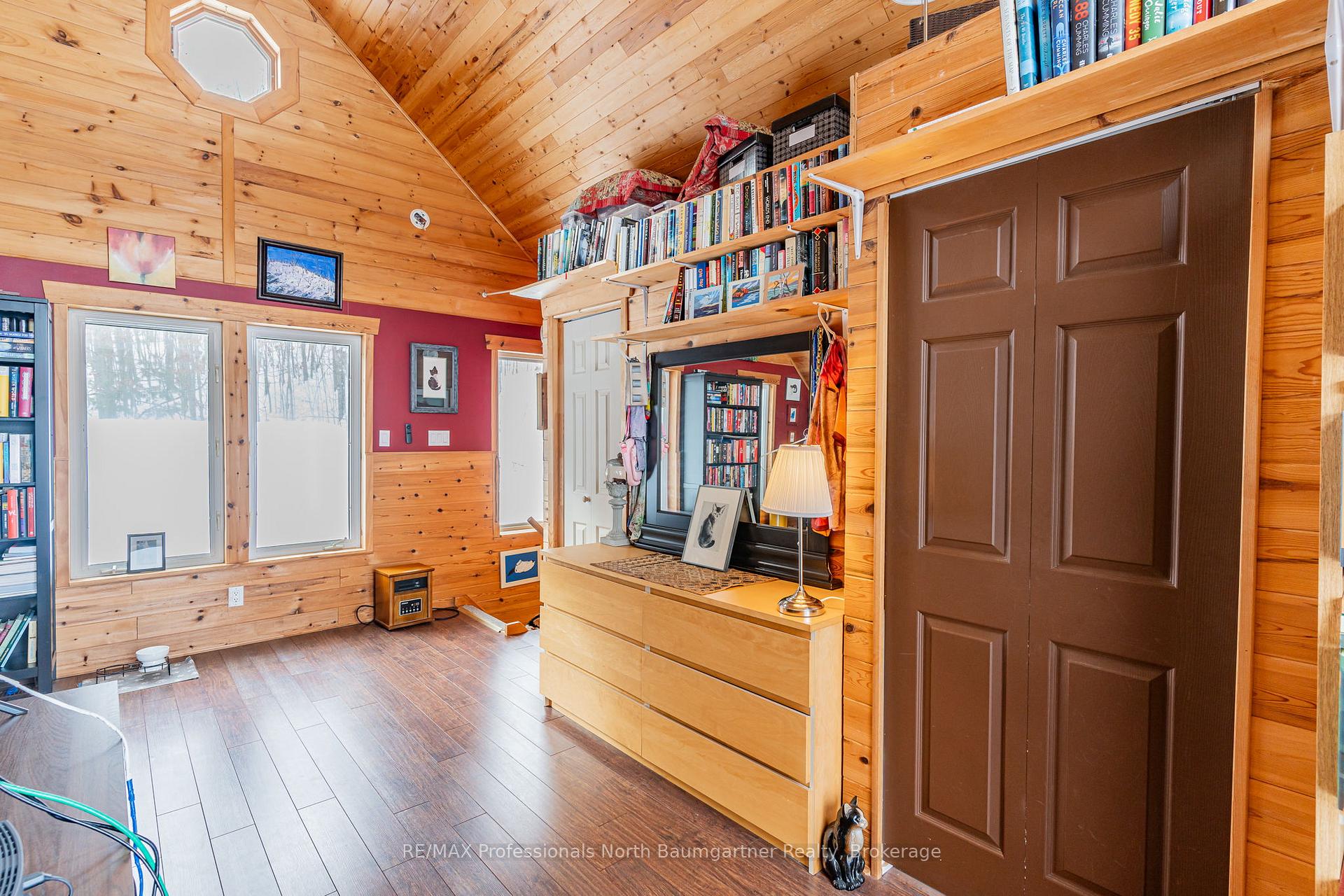 Photo 25 of 19205 Hwy 35, Algonquin Highlands, Stanhope — HOMEH