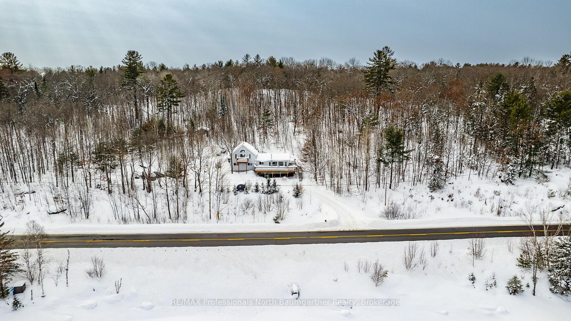 Photo 33 of 19205 Hwy 35, Algonquin Highlands, Stanhope — HOMEH