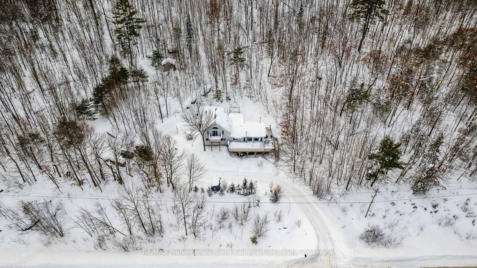 Photo 32 of 19205 Hwy 35, Algonquin Highlands, Stanhope — HOMEH