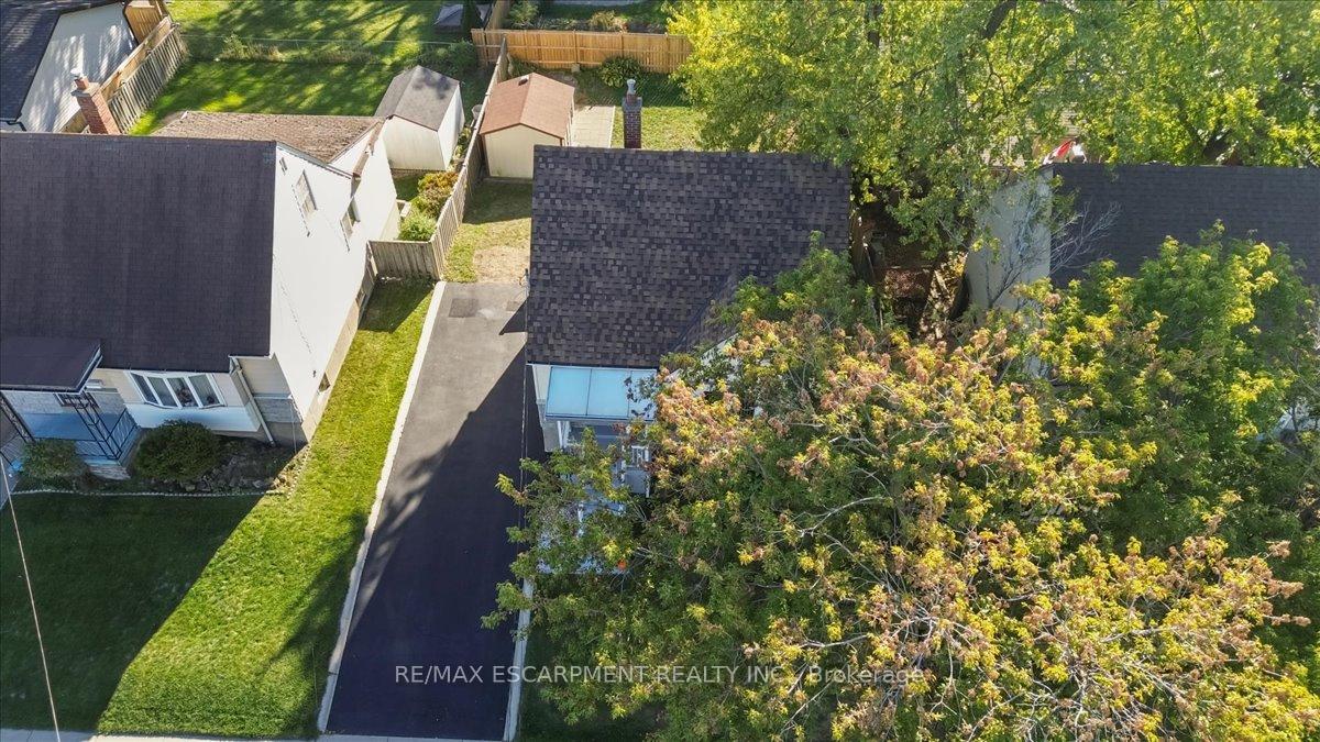 Photo 3 of 832 Queensdale Avenue, Hamilton, Raleigh — HOMEH
