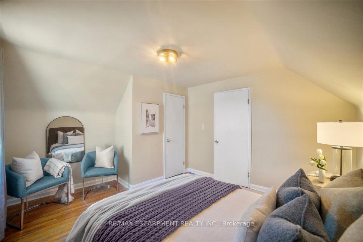 Photo 34 of 832 Queensdale Avenue, Hamilton, Raleigh — HOMEH