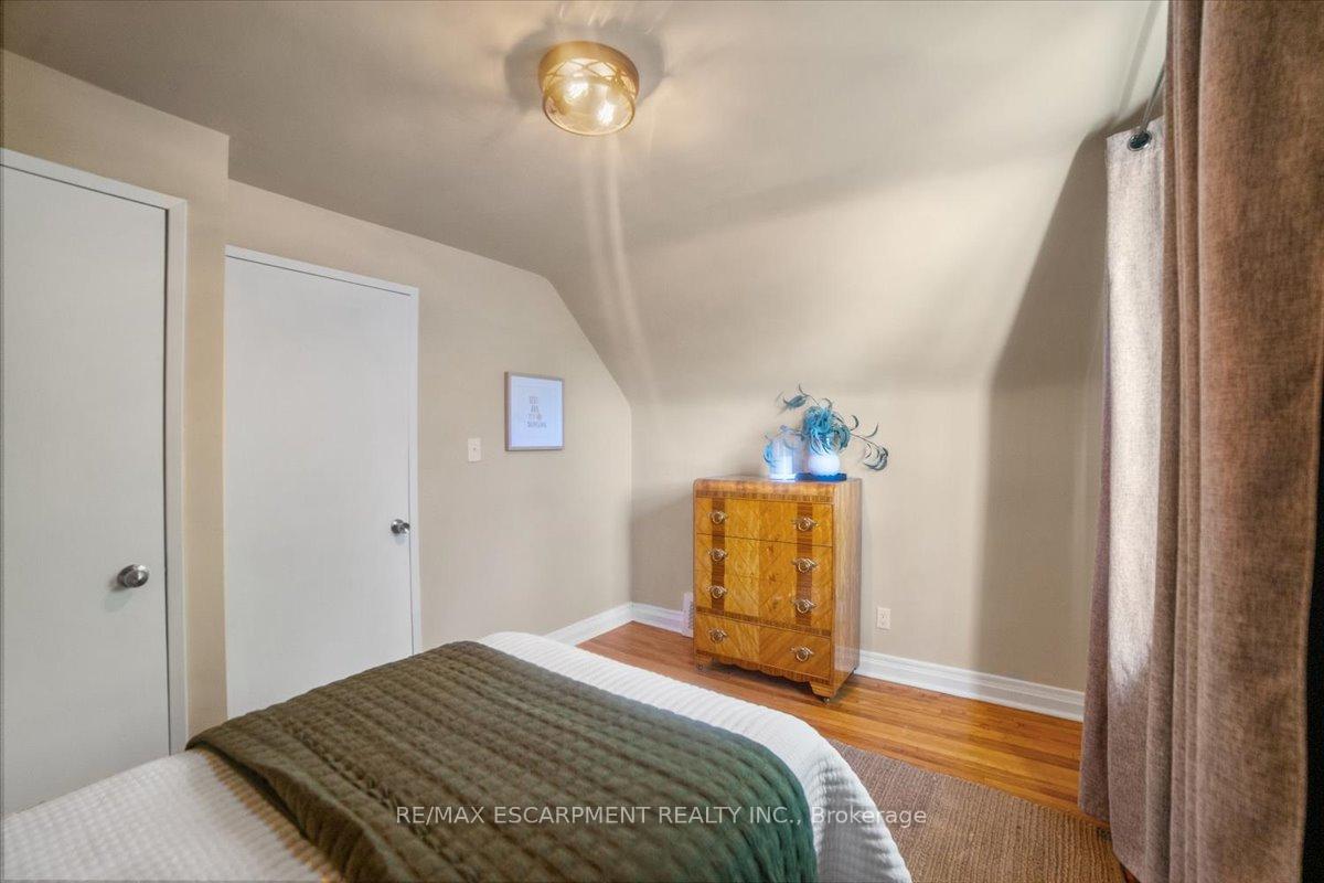 Photo 38 of 832 Queensdale Avenue, Hamilton, Raleigh — HOMEH
