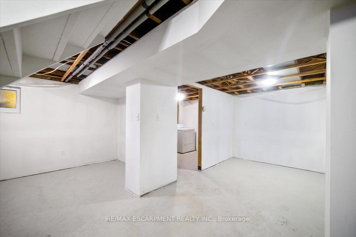 Photo 39 of 832 Queensdale Avenue, Hamilton, Raleigh — HOMEH