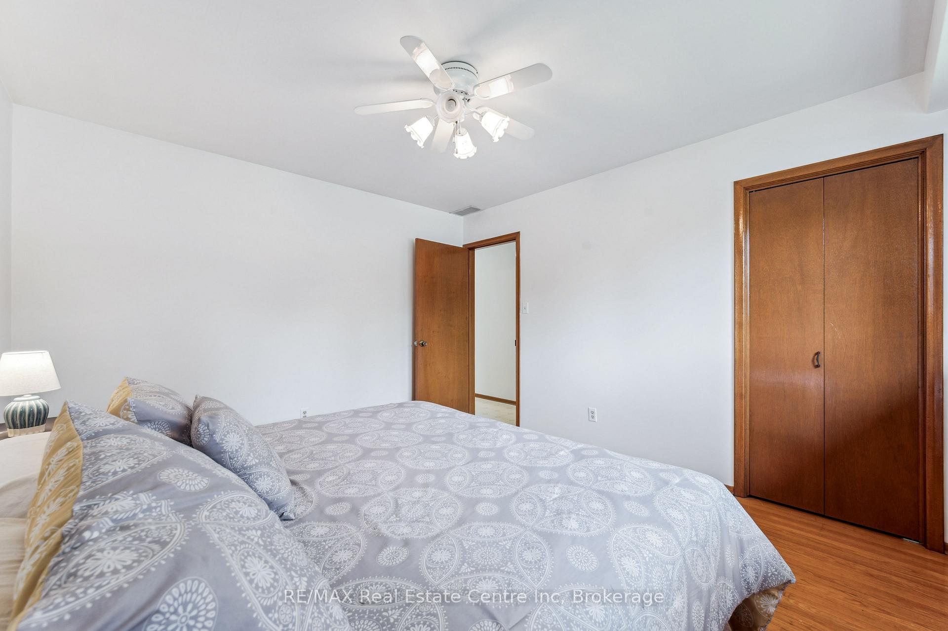 Photo 23 of 9 Flanders Road, Guelph, Dovercliffe Park/Old University — HOMEH
