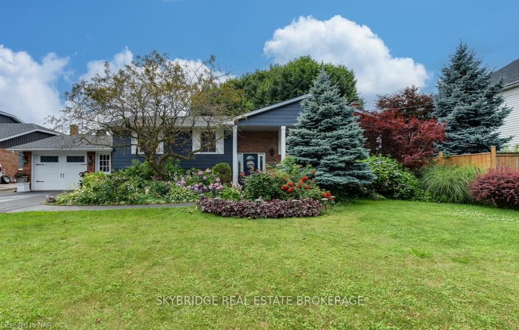 Photo 2 of 70 Lake Street, Grimsby, Grimsby Beach — HOMEH