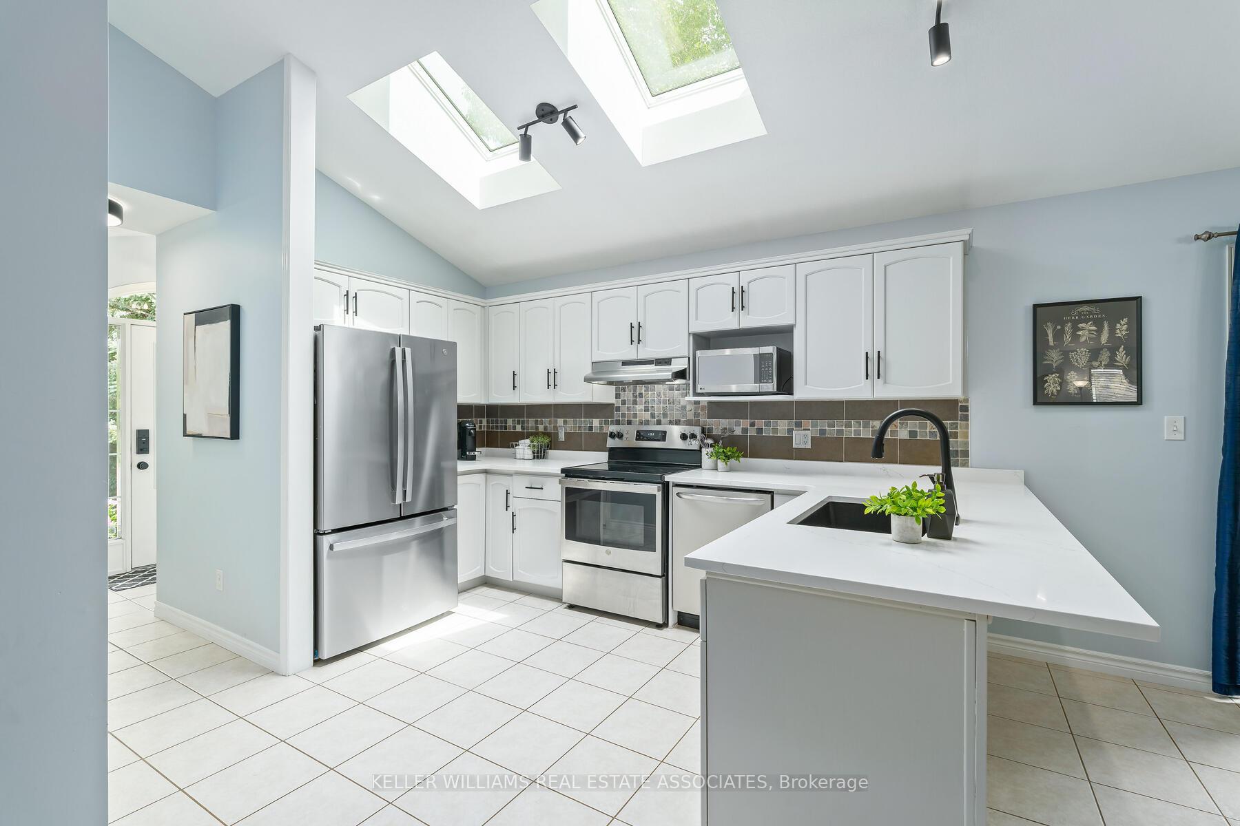 Photo 9 of 103 Wilton Road, Guelph, Victoria North — HOMEH