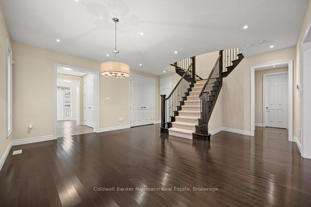 Photo 9 of 84 McCann Street, Guelph, Kortright East — HOMEH
