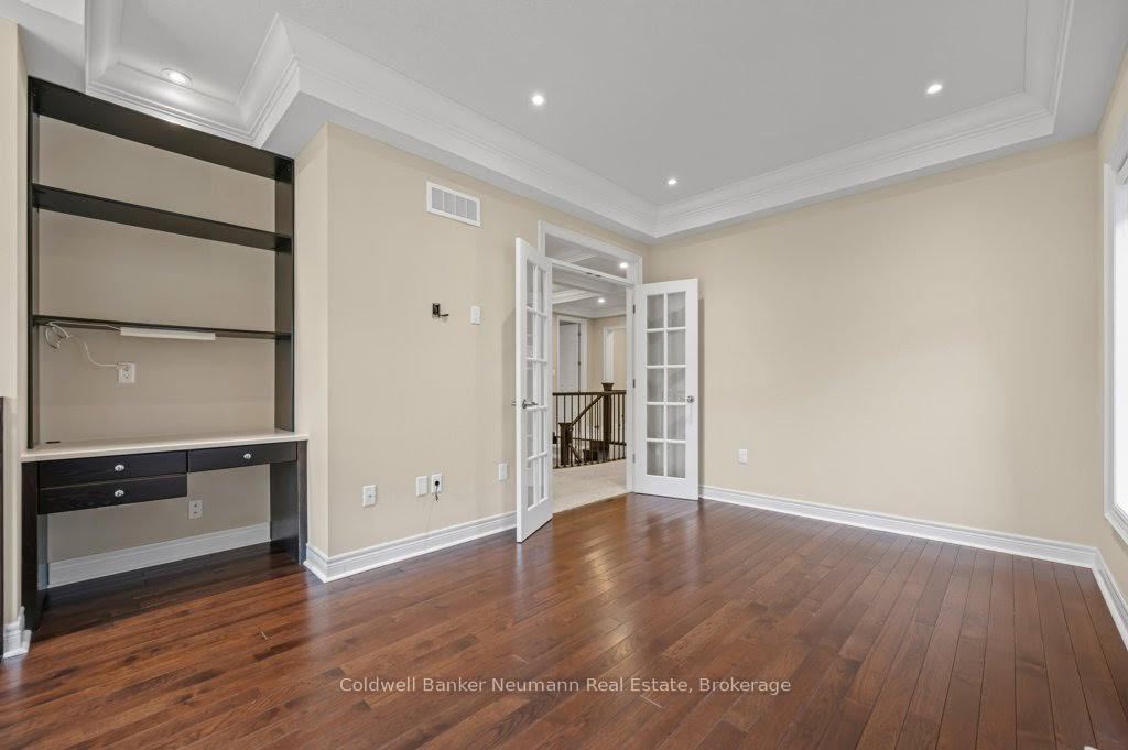 Photo 24 of 84 McCann Street, Guelph, Kortright East — HOMEH