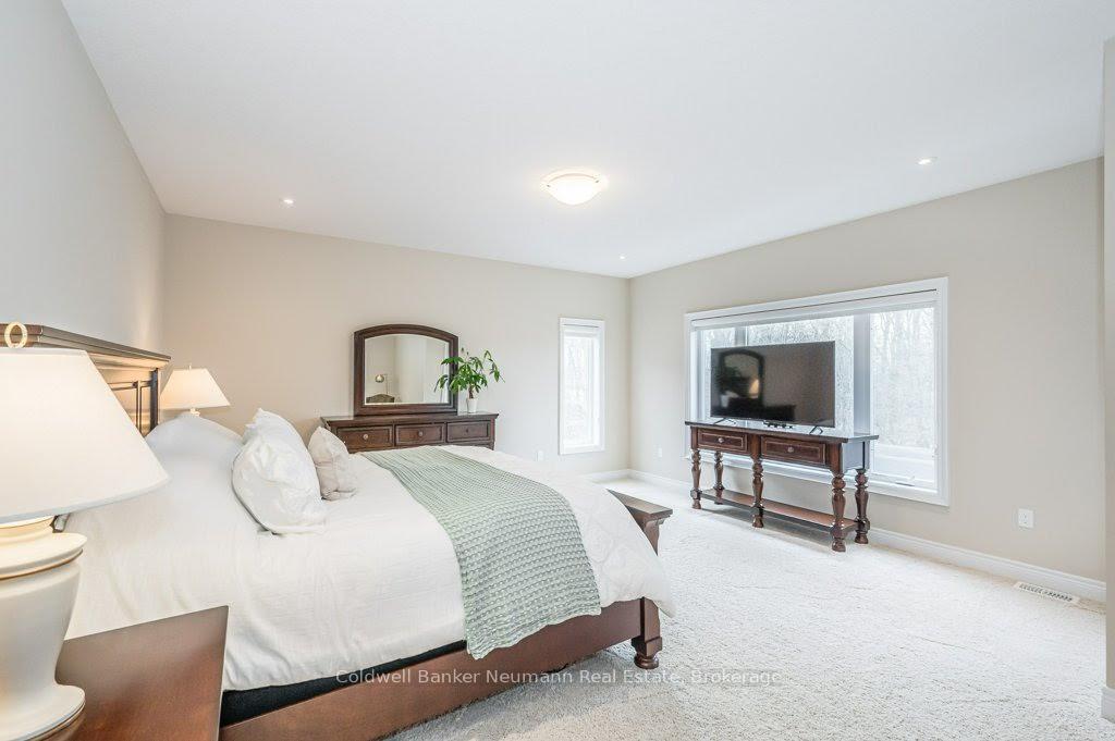 Photo 28 of 84 McCann Street, Guelph, Kortright East — HOMEH