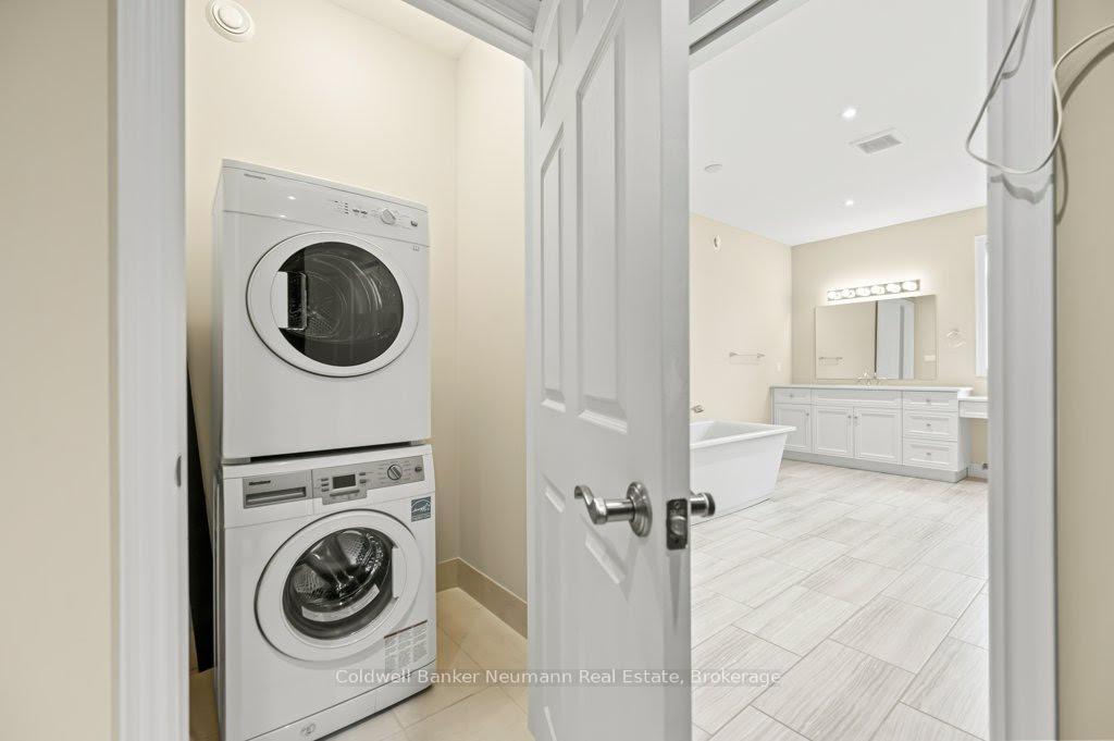 Photo 32 of 84 McCann Street, Guelph, Kortright East — HOMEH