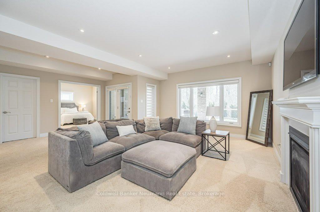 Photo 45 of 84 McCann Street, Guelph, Kortright East — HOMEH