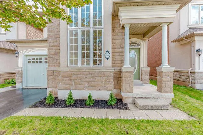 Photo 2 of 3368 Hayhurst Crescent, Oakville, Bronte — HOMEH