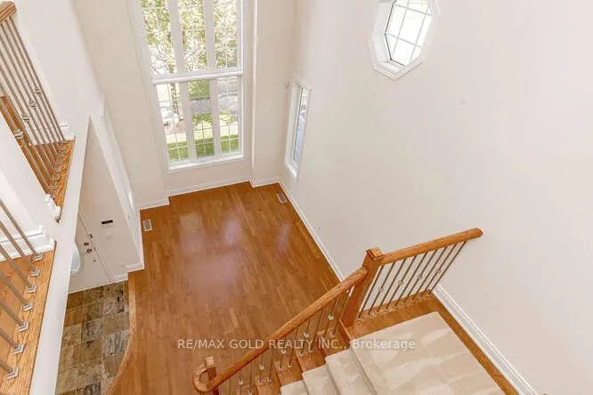 Photo 5 of 3368 Hayhurst Crescent, Oakville, Bronte — HOMEH