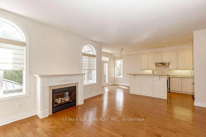 Photo 8 of 3368 Hayhurst Crescent, Oakville, Bronte — HOMEH