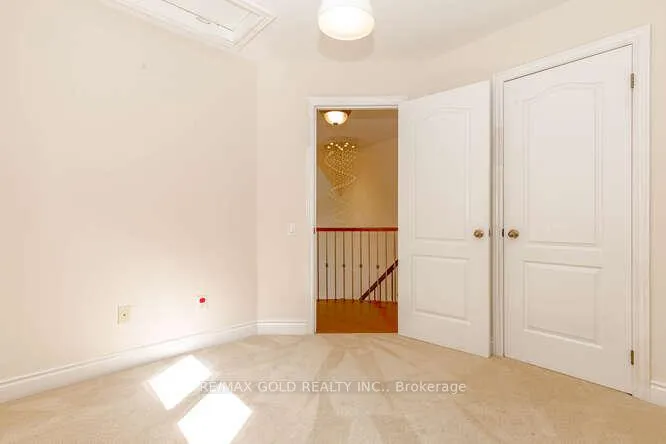 Photo 10 of 3368 Hayhurst Crescent, Oakville, Bronte — HOMEH