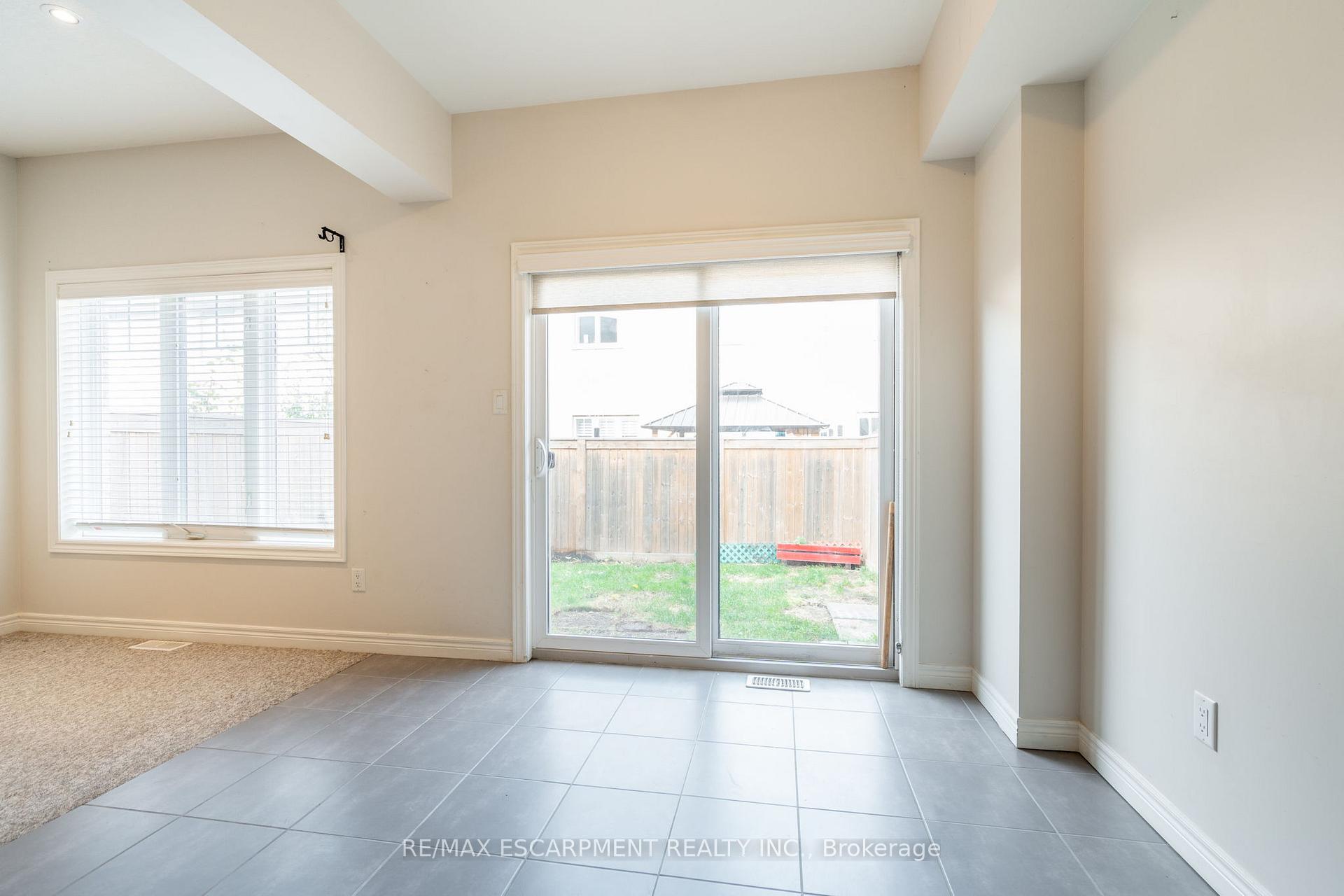 Photo 17 of Unit 44, 98 Shoreview Place, Hamilton, Lakeshore — HOMEH