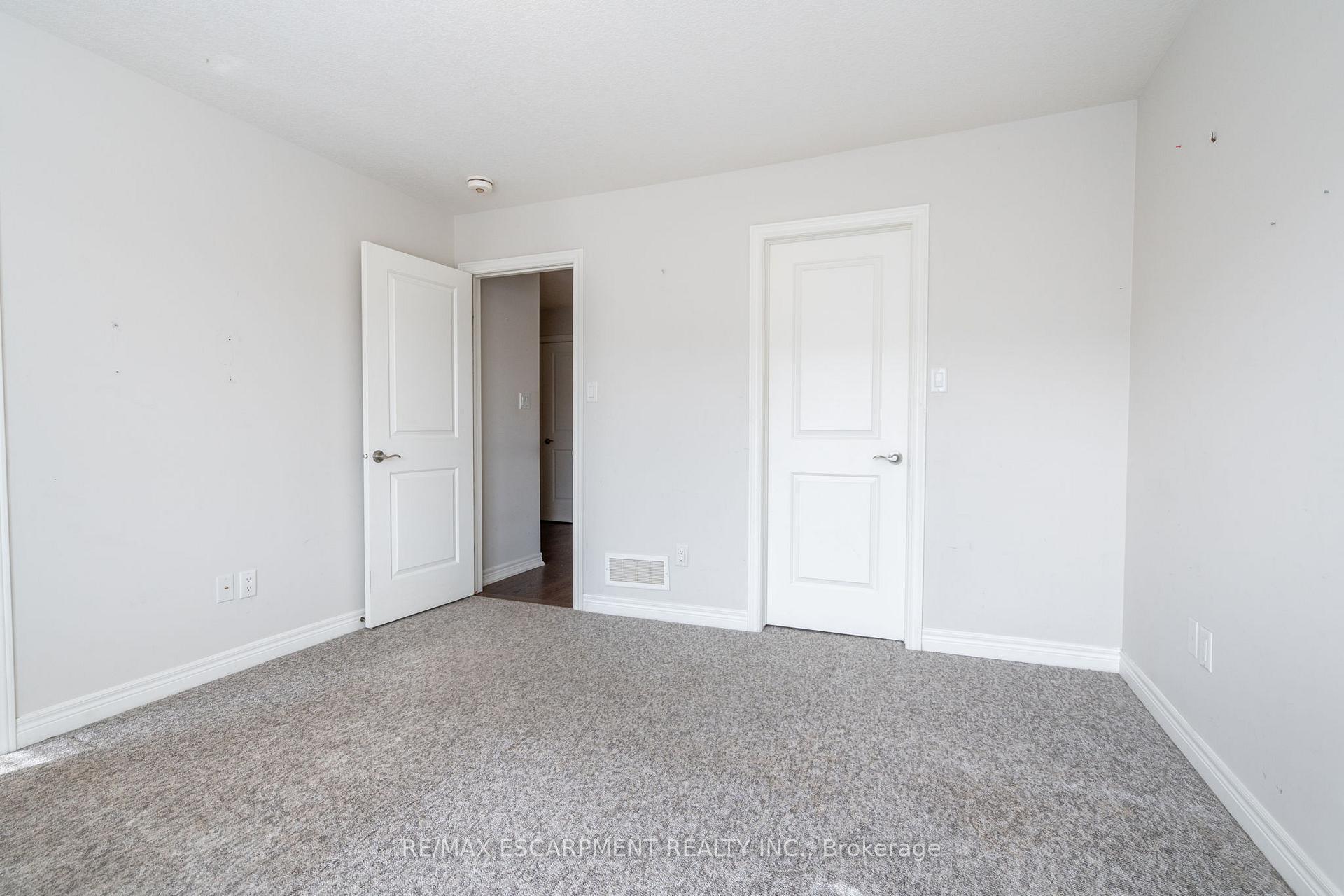 Photo 25 of Unit 44, 98 Shoreview Place, Hamilton, Lakeshore — HOMEH
