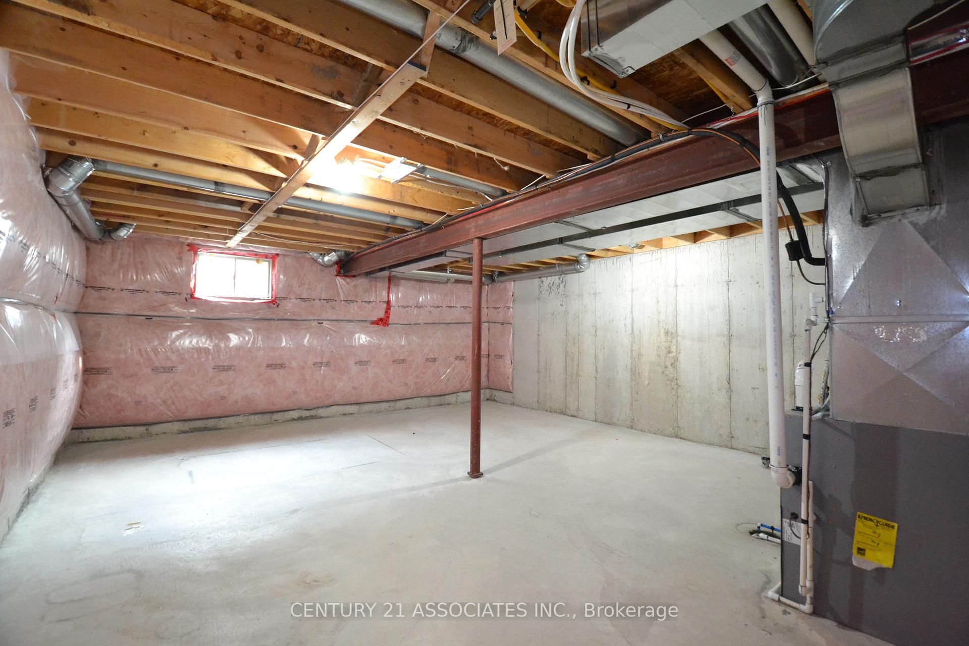 Photo 23 of Unit 6, 98 Shoreview Place, Hamilton, Lakeshore — HOMEH