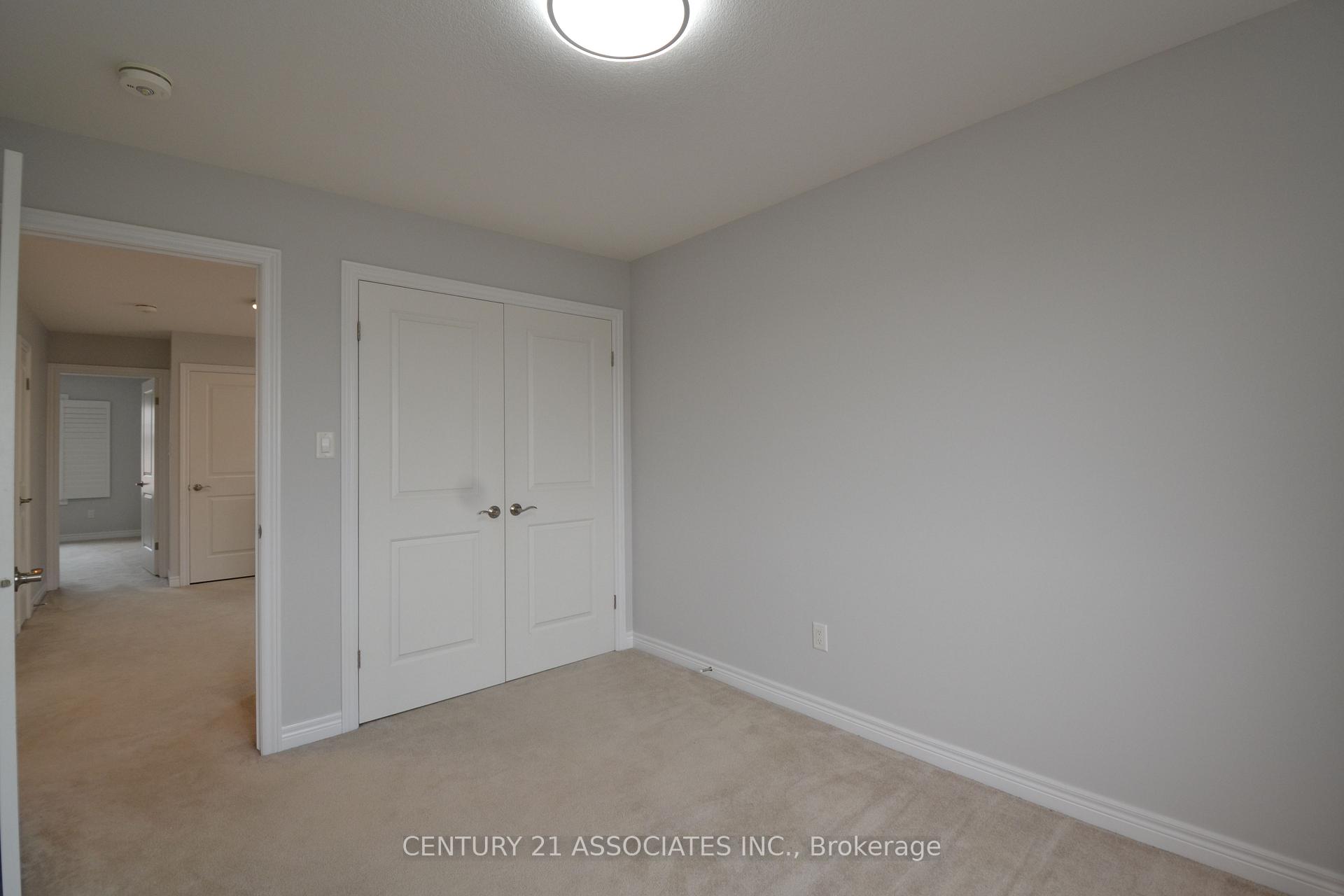 Photo 37 of Unit 6, 98 Shoreview Place, Hamilton, Lakeshore — HOMEH